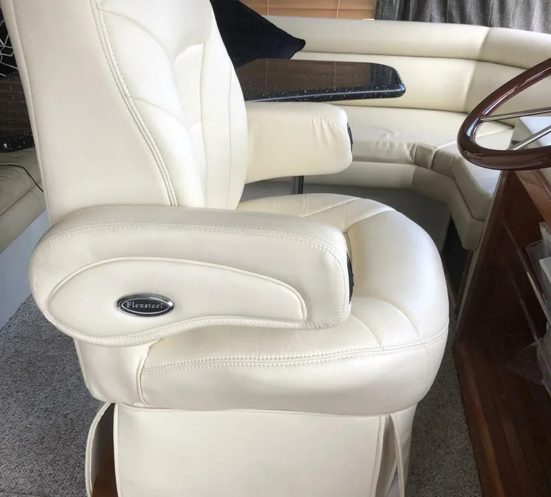 Slide: The Image of Navigator 53 Classic PH 2005 - 3793968