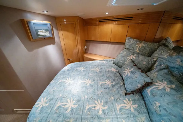 Slide: The Image of Hatteras 54 Convertible 2003 - 72
