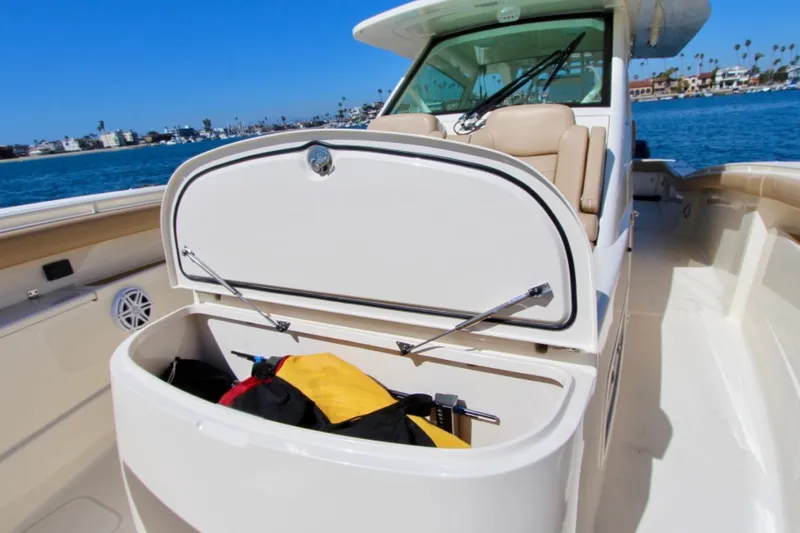 Slide: The Image of 2019 Scout 42 Center Console "NO WHERE" Foward Storage - 3817574