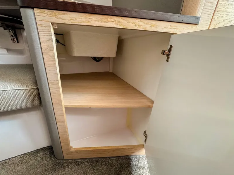 Slide: The Image of Axopar 45 ST BRABUS Trim Mediterrana 2024 - 5409939