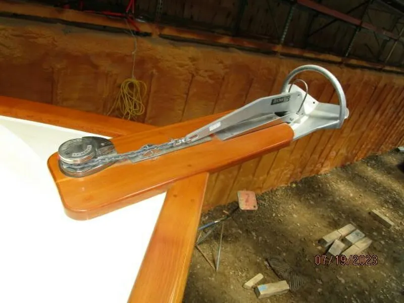 Slide: The Image of 43' Flowers bow pulpit - 3824858