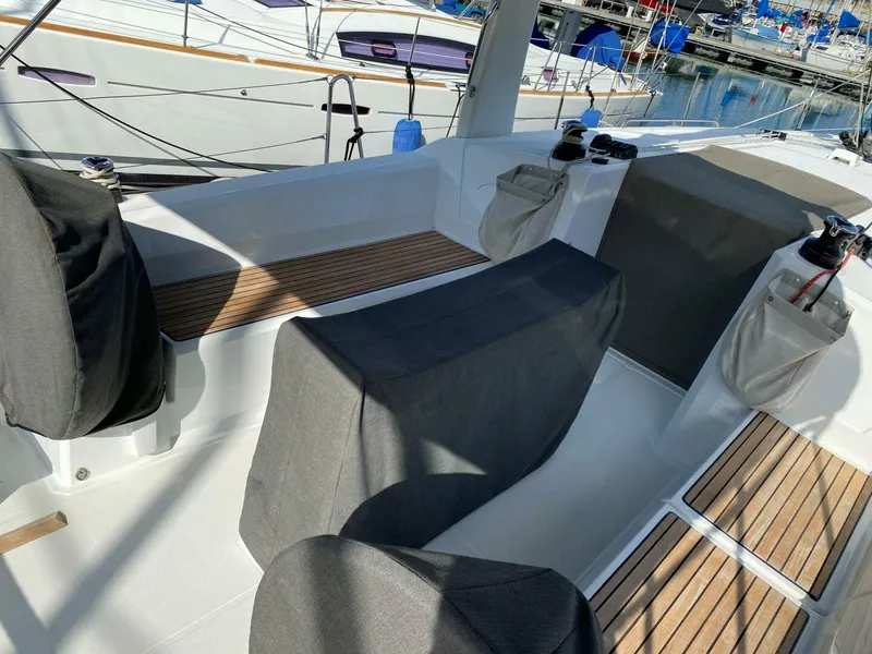 Slide: The Image of Beneteau Oceanis 38.1 2018 - 3832246