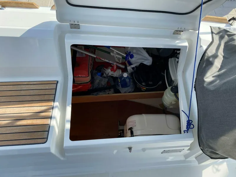 Slide: The Image of Beneteau Oceanis 38.1 2018 - 3832254