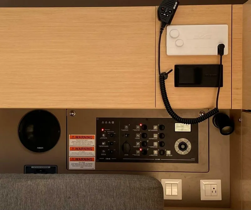 Slide: The Image of Beneteau Oceanis 38.1 2018 - 3832293