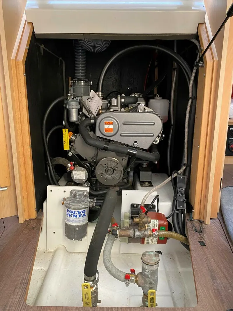 Slide: The Image of Beneteau Oceanis 38.1 2018 - 3832315