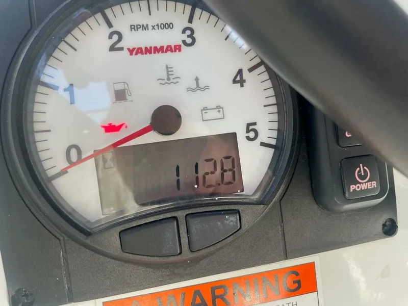 Slide: The Image of Low Engine Hours - 3836193