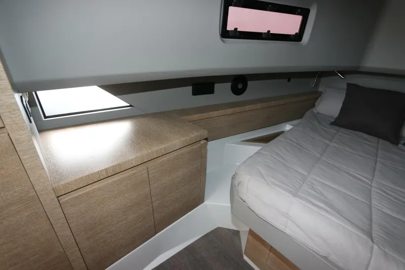 Slide: The Image of Astondoa 377 Coupe Outboard 2024 - 3833702