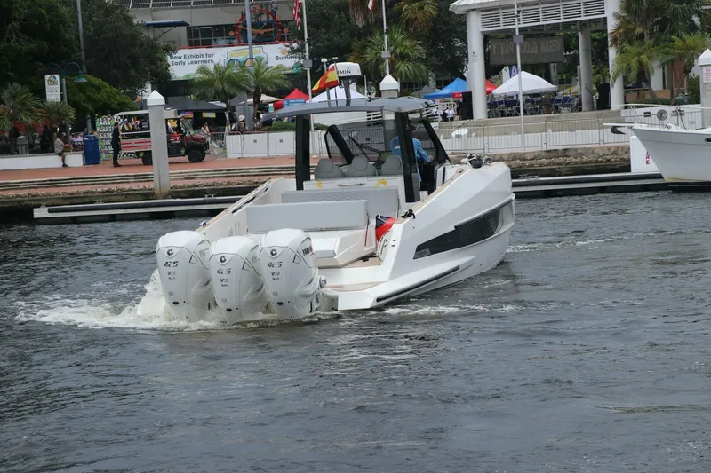 Slide: The Image of Astondoa 377 Coupe Outboard 2024 - 3833649