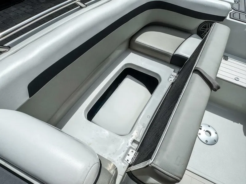 Slide: The Image of Starcraft SVX 211 OB 2024 - 5620245