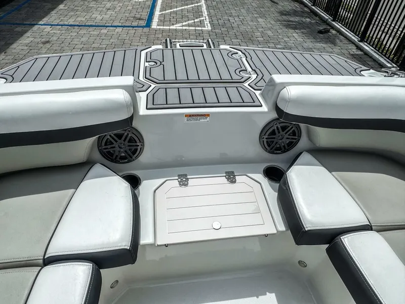 Slide: The Image of Starcraft SVX 211 OB 2024 - 5620249