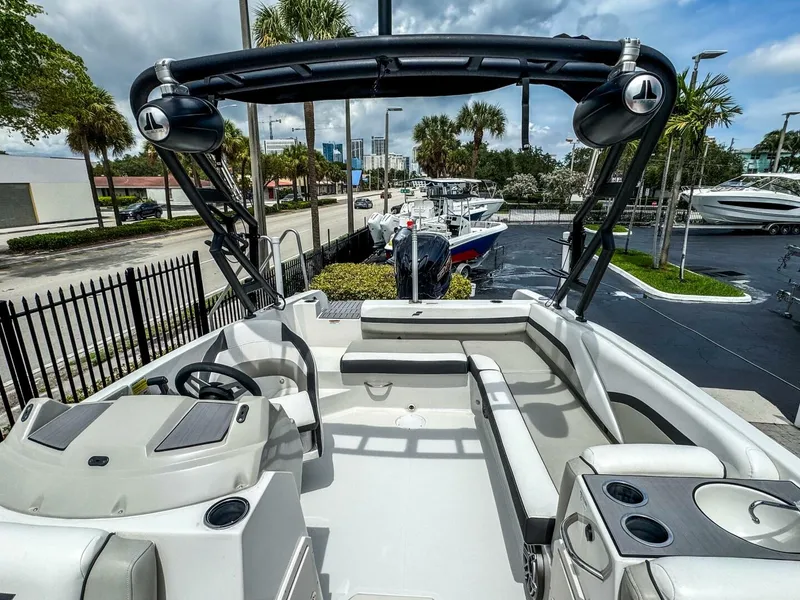 Slide: The Image of Starcraft SVX 211 OB 2024 - 5620240