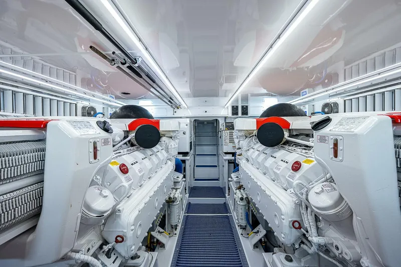 Slide: The Image of Weaver Custom Sportfish 2017 - 3838647