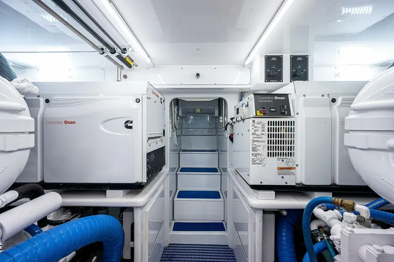 Slide: The Image of Weaver Custom Sportfish 2017 - 3838649