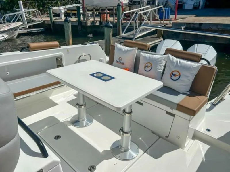 Slide: The Image of Beneteau Flyer 9 Spacedeck 2024 - 4766252