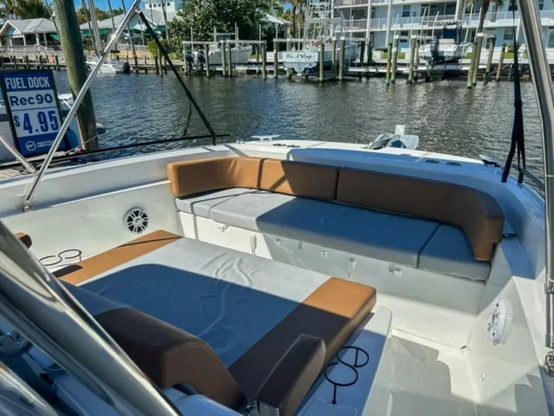Slide: The Image of Beneteau Flyer 9 Spacedeck 2024 - 4766245