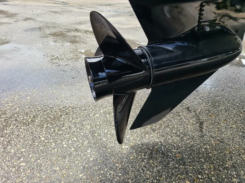 Slide: The Image of Bayliner VR5 2022 - 3853525