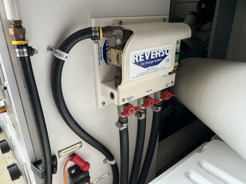 Slide: The Image of Marquis 59 Fly Bridge - Markham Edition 2008 - 4638290