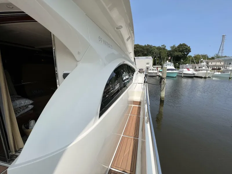 Slide: The Image of Marquis 59 Fly Bridge - Markham Edition 2008 - 3853734