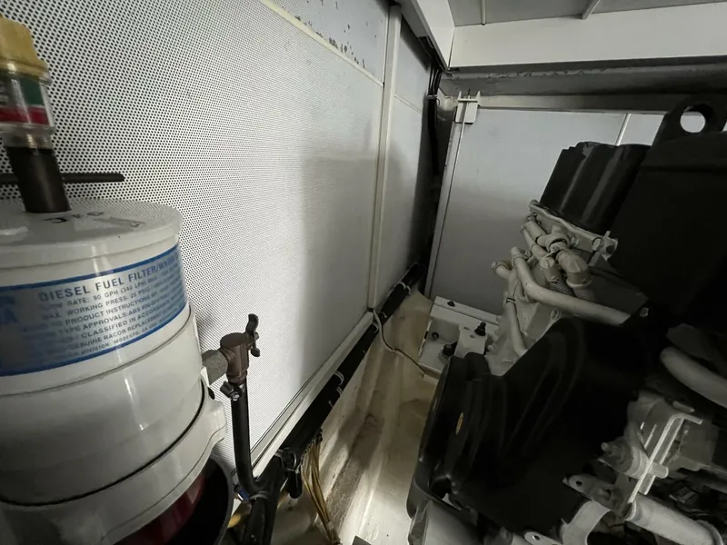 Slide: The Image of Marquis 59 Fly Bridge - Markham Edition 2008 - 4638274