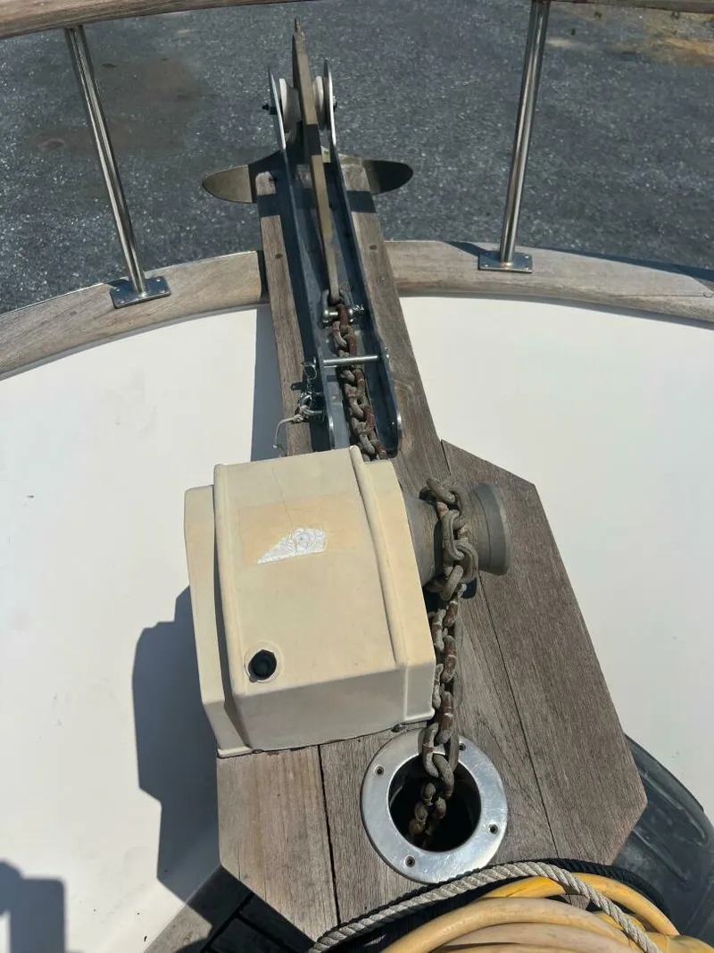 Slide: The Image of Hershine Newburyport 1987 - 3855288