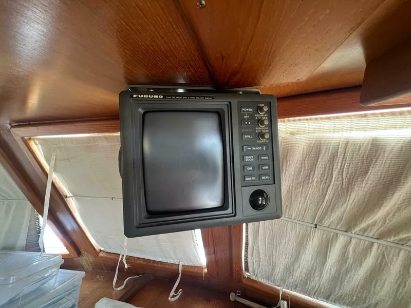 Slide: The Image of Hershine Newburyport 1987 - 3855300