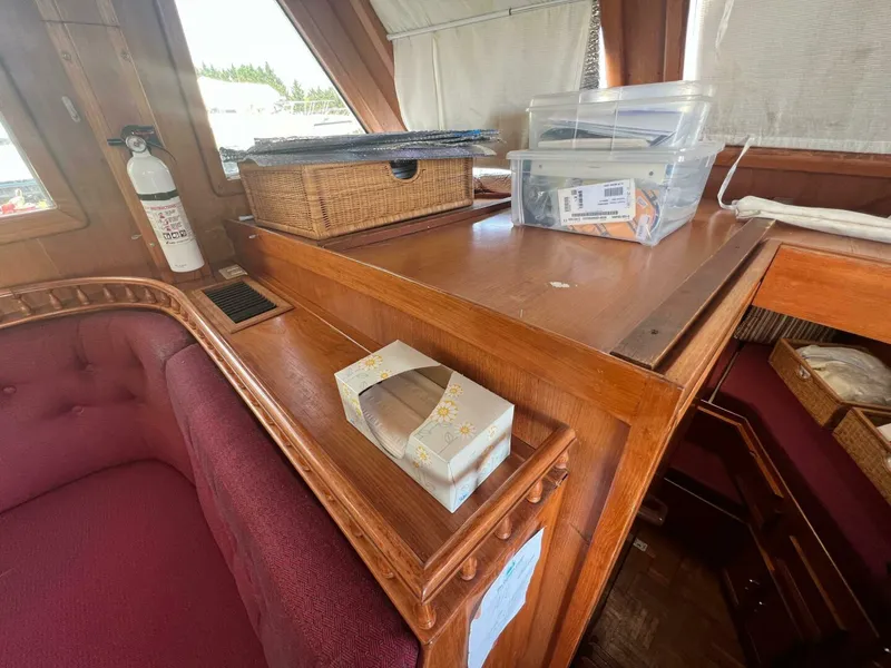 Slide: The Image of Hershine Newburyport 1987 - 3855304