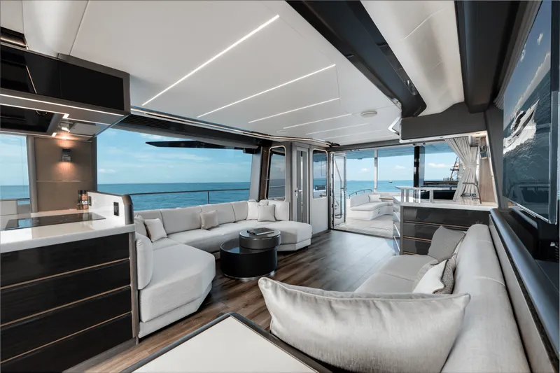 Slide: The Image of Galeon 800 FLY 2024 - 3898127