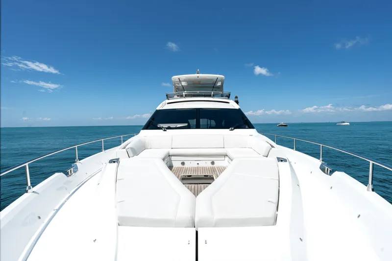 Slide: The Image of Galeon 800 FLY 2024 - 3898147