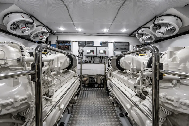 Slide: The Image of Galeon 800 FLY 2024 - 3898148