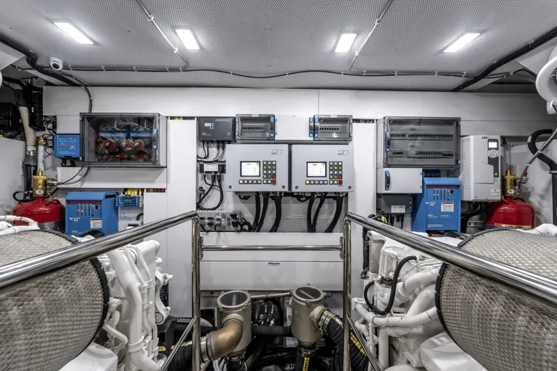 Slide: The Image of Galeon 800 FLY 2024 - 3898149