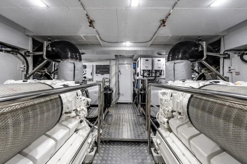 Slide: The Image of Galeon 800 FLY 2024 - 3898151