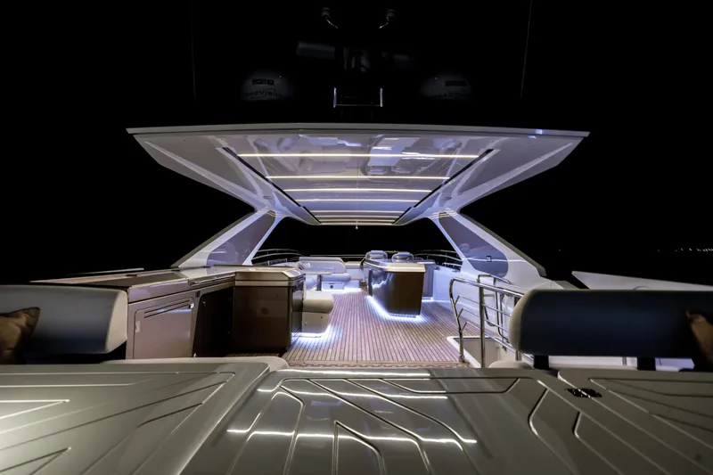 Slide: The Image of Galeon 800 FLY 2024 - 5427710