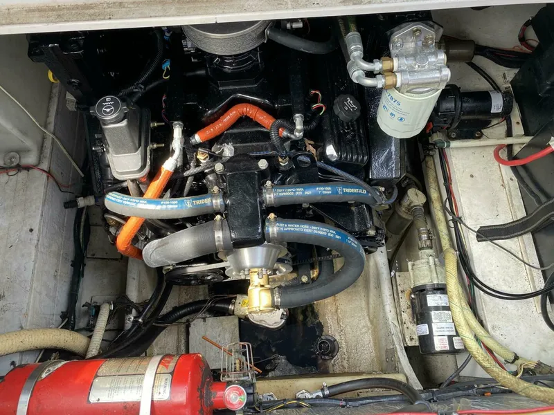 Slide: The Image of Four Winns 268 Vista 2002 - 3860243