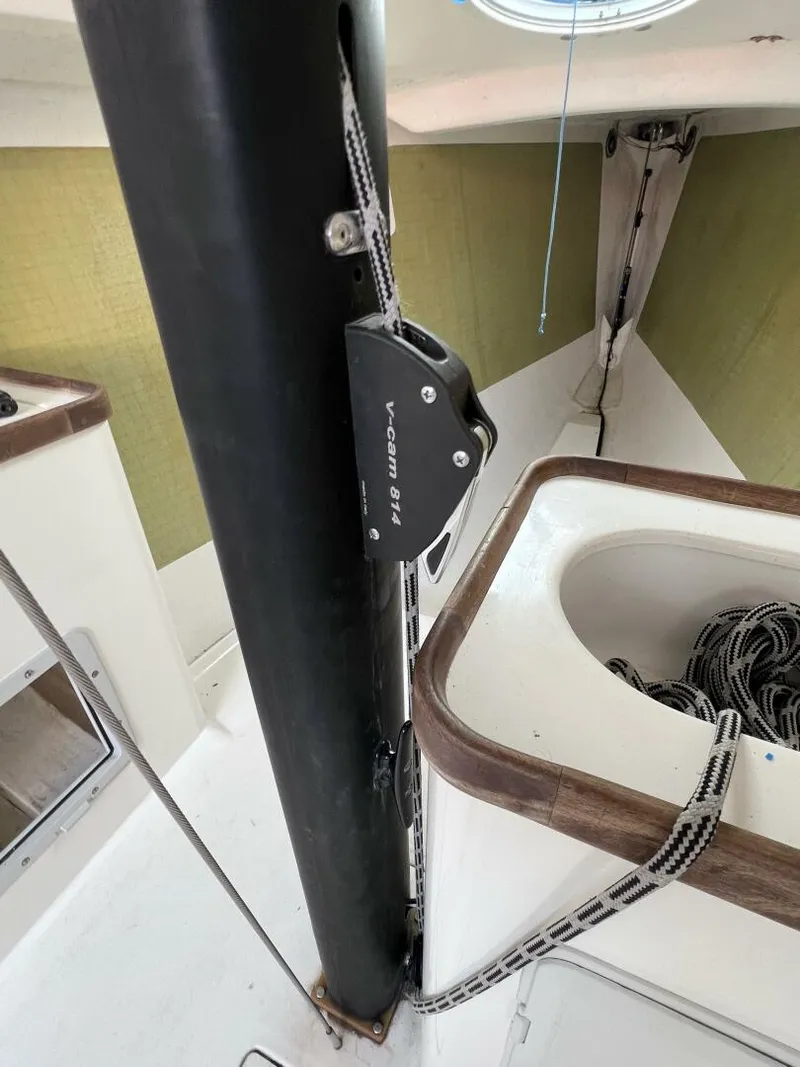 Slide: The Image of Main Halyard Clutch - 3864531