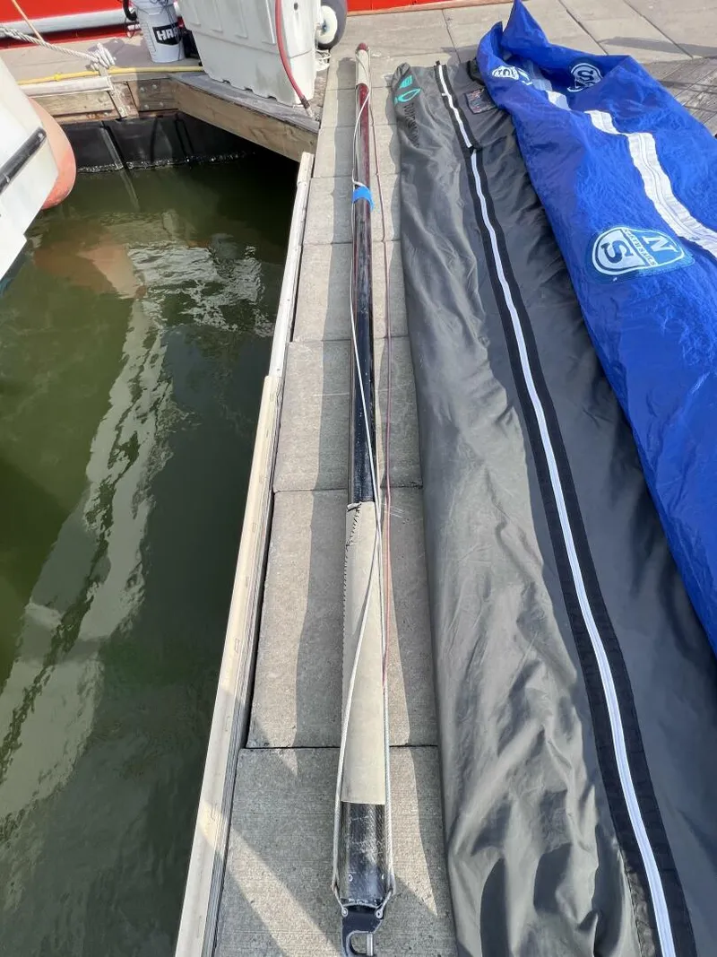 Slide: The Image of Carbon Spy Pole - 3864542