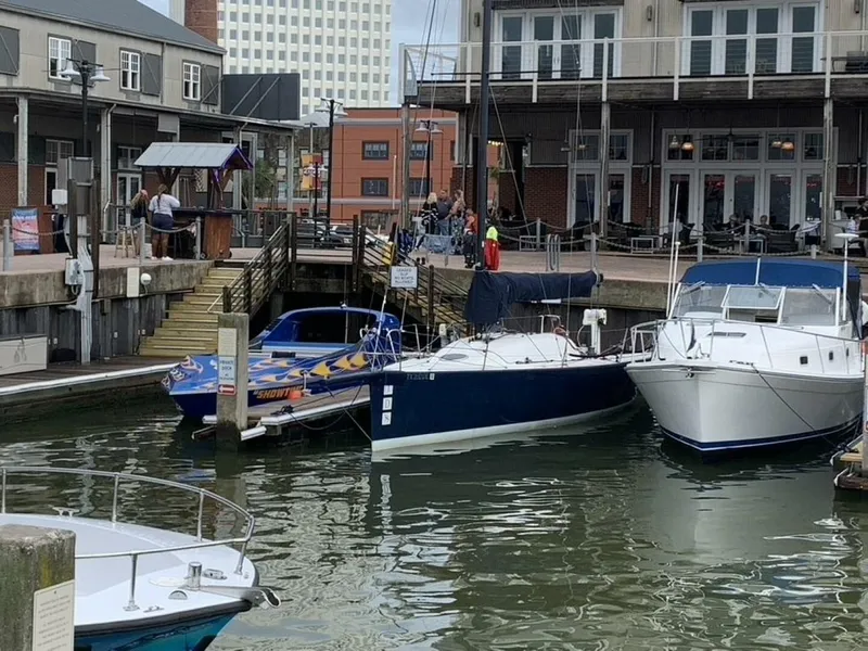 Slide: The Image of Harbor House Marina / Galveston - 3864545