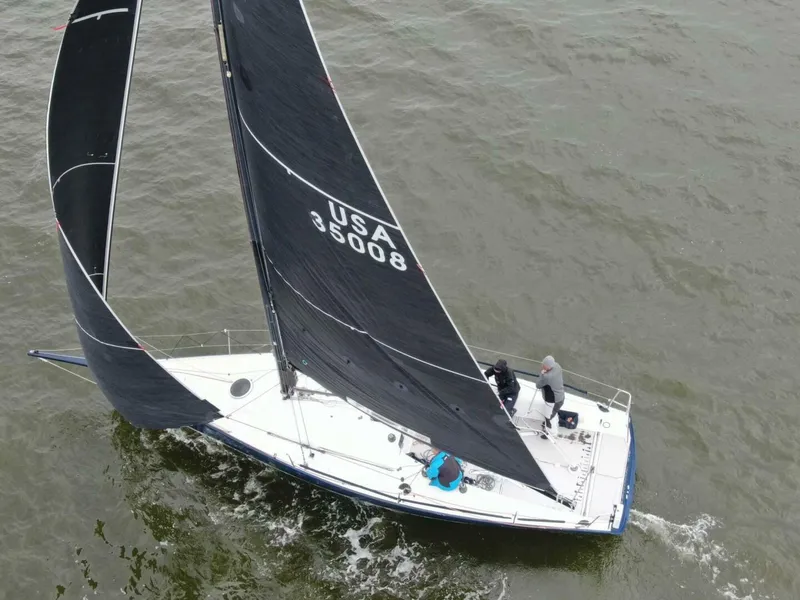 Slide: The Image of Deja Vu HYC Mid Winters Airiel - 3864569