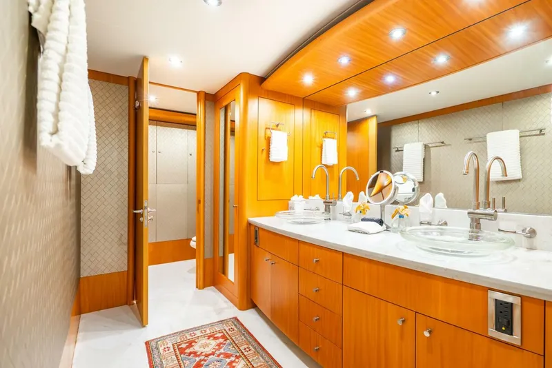 Slide: The Image of Lazzara Yachts 116 2008 - 5744146