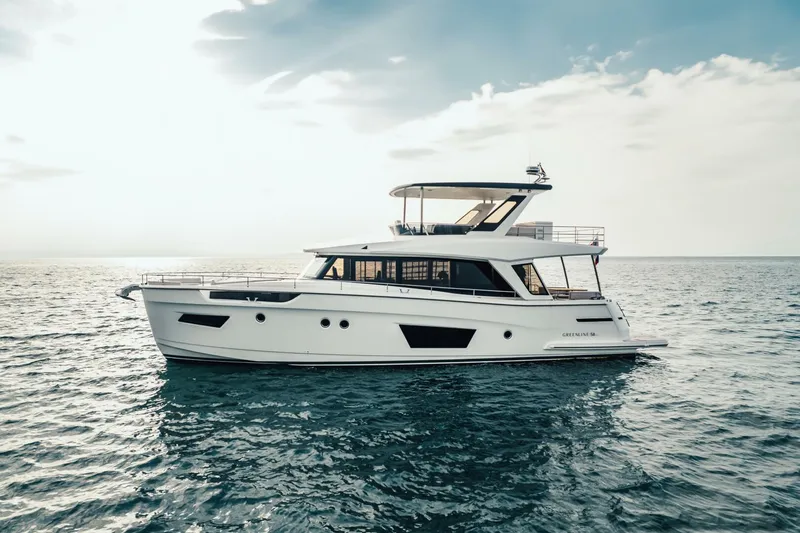 The Image of Greenline 58 Fly Hybrid - 4503968