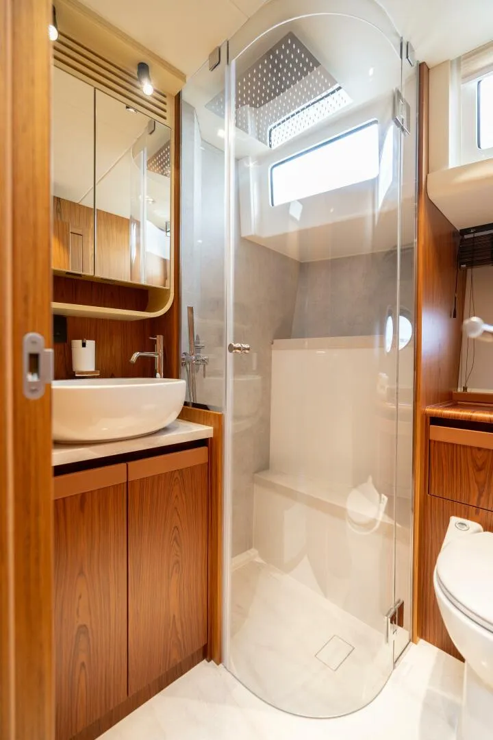 Slide: The Image of Greenline 58 Fly Hybrid 2025 - 4504076