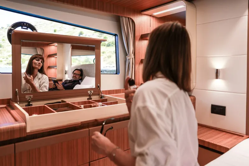 Slide: The Image of Greenline 58 Fly Hybrid 2025 - 4504131