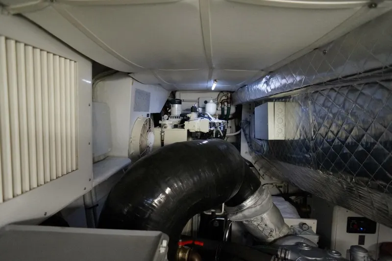 Slide: The Image of Pershing 70 2016 - 3867405