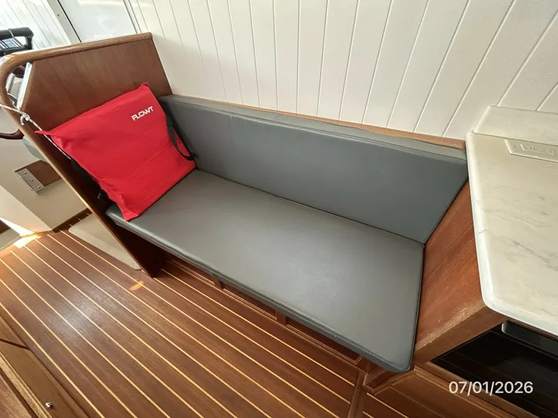 Slide: The Image of 35' Great Harbour salon starboard seating1 - 6751290