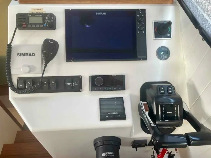 Slide: The Image of Great Harbour TT 35   Dilligaf      64 - 3877400