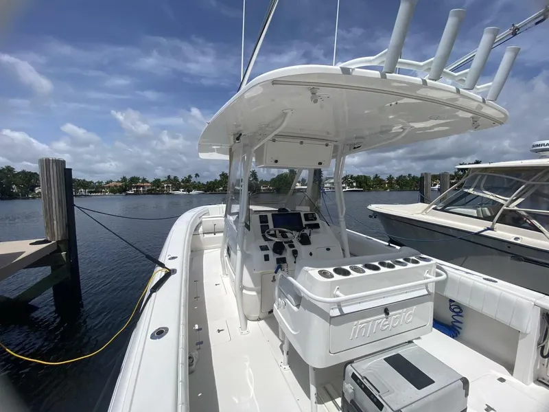 Slide: The Image of Intrepid 370 2006 - 3870070