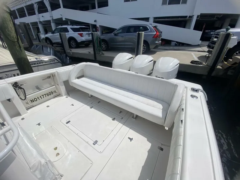 Slide: The Image of Intrepid 370 2006 - 3870072