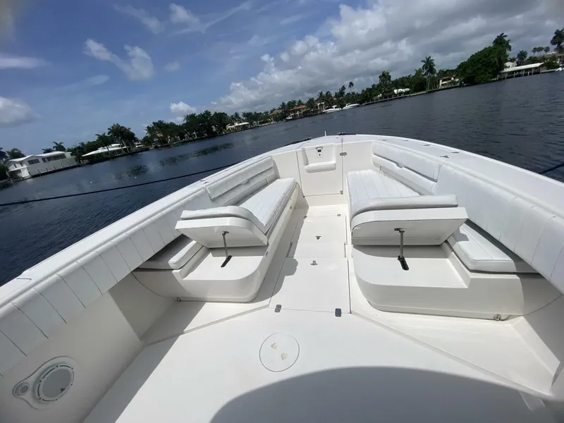 Slide: The Image of Intrepid 370 2006 - 3870084