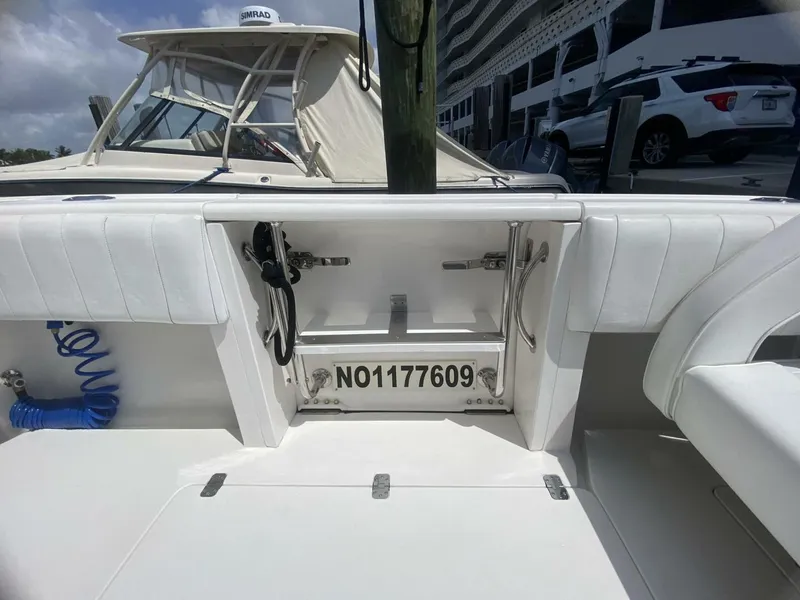 Slide: The Image of Intrepid 370 2006 - 3870093