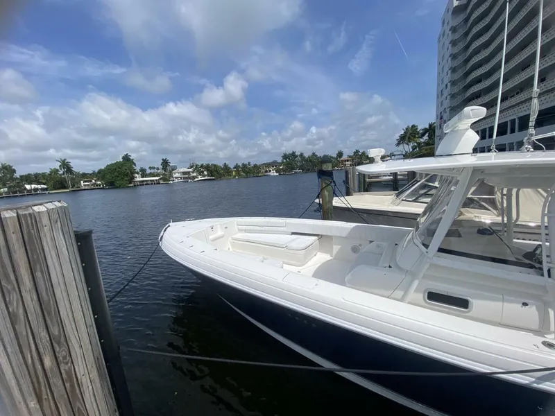 Slide: The Image of Intrepid 370 2006 - 3870065