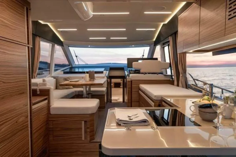 Slide: The Image of Greenline 45 Fly 2027 - 3870707